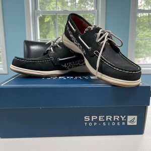 Sperry boat shoes, leopard